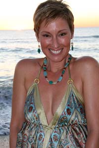 Kimberly_Fun_De-Stresser_Necklace__Earrings_on_beach.jpg